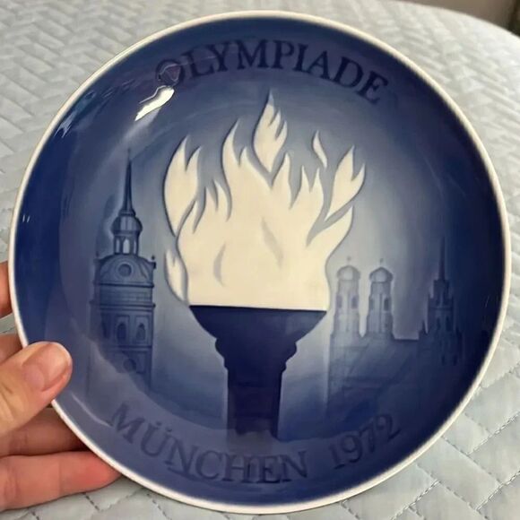 B & G Copenhagen Porcelain 1972 Olympiad plate - Picture 4 of 4